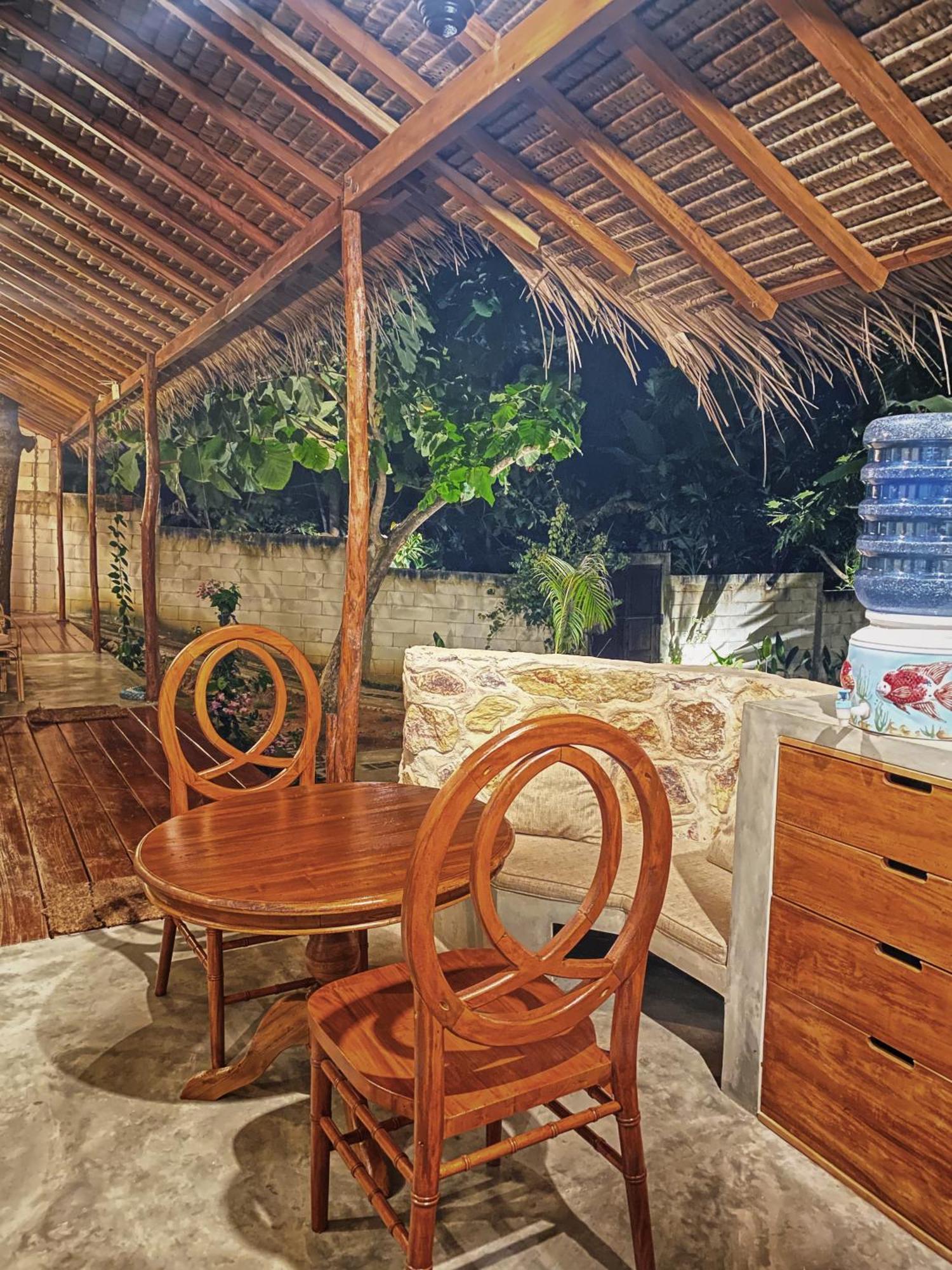 Basa-Basi Lodge Ilhas Karimunjava Exterior foto